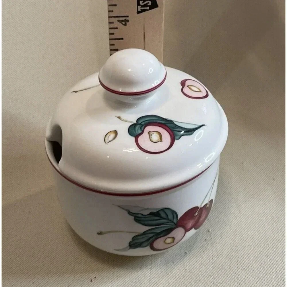 Villeroy & Boch Malaga Cherry Jam Slotted‎ With Lid Botanica Luxembourg